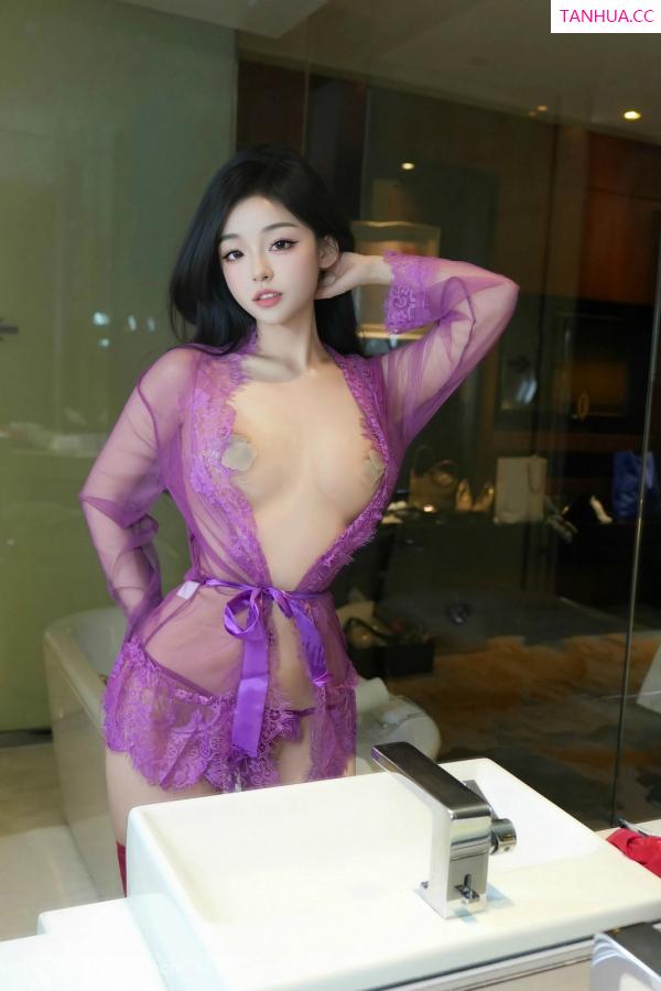   [XiuRen]高清写真图 2025.03.10 No.9989 白琮瑗 丝袜美腿第10张图片